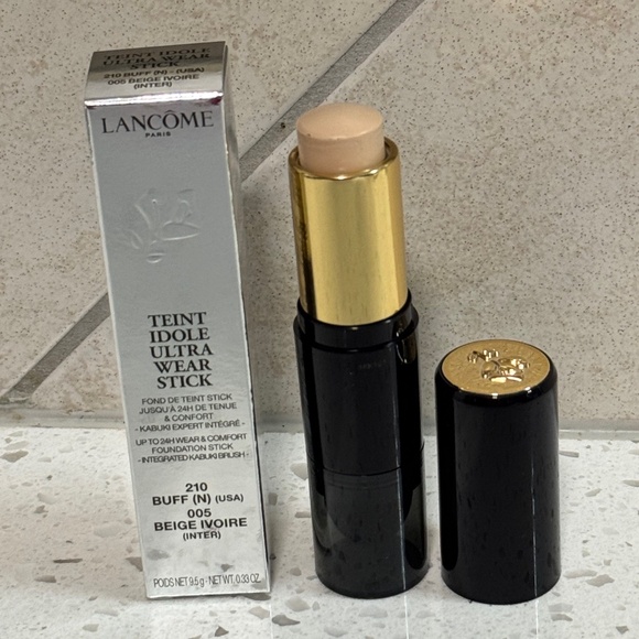 Lancome Other - NIB Lancôme Tient Idole Ultra Wear Stick Makeup